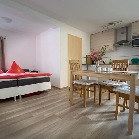 Appartement Doesjes Huis ナウムブルク エクステリア 写真