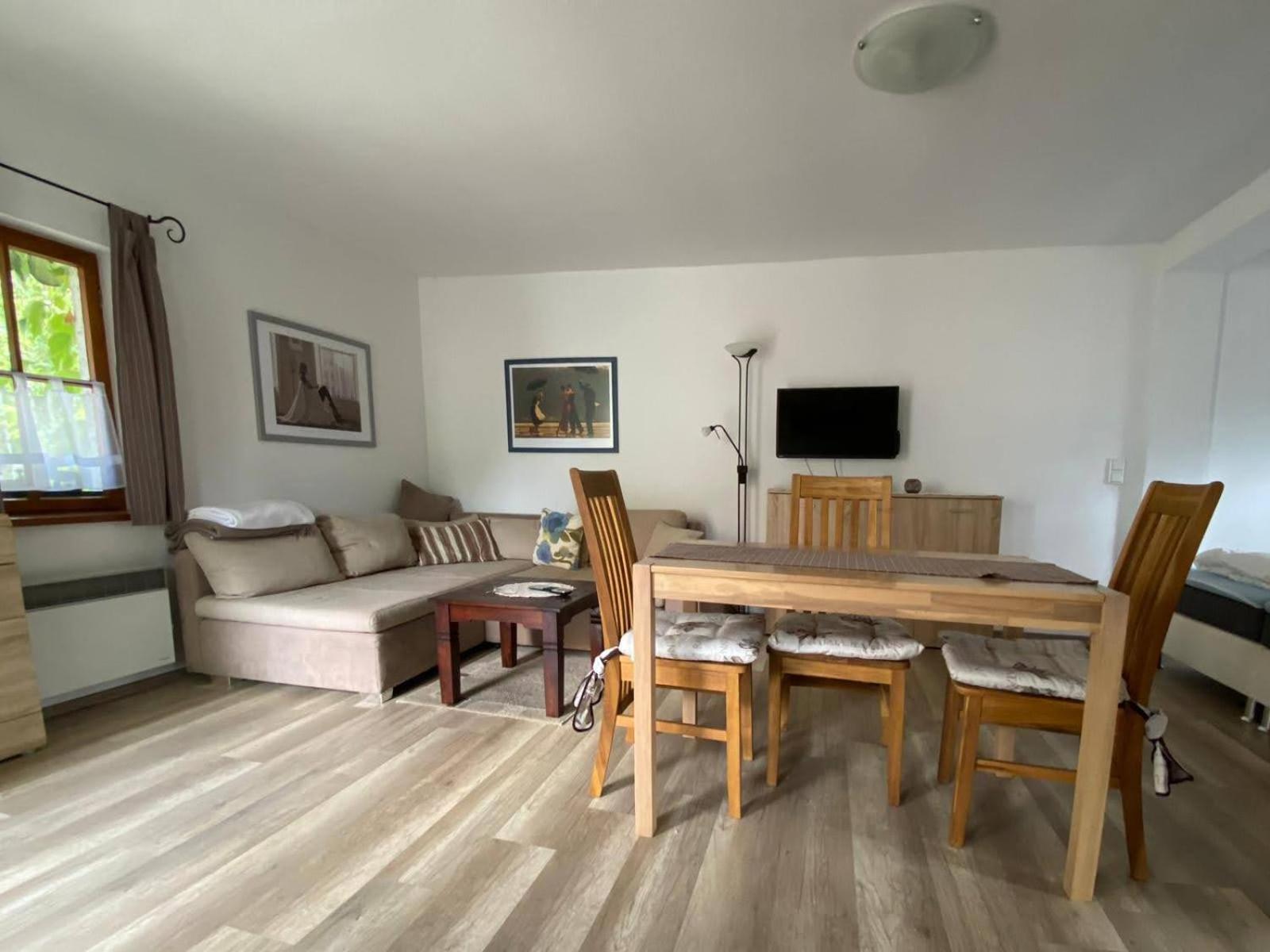 Appartement Doesjes Huis ナウムブルク エクステリア 写真